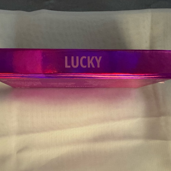 Glamnetic “LUCKY” magnetic lashes - NWT comes in plastic - Picture 2 of 2